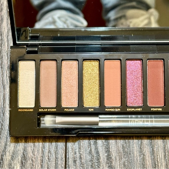 Urban Decay Naked x Robin Eisenberg Eyeshadow Palette BNIB BNWT - Picture 10 of 16